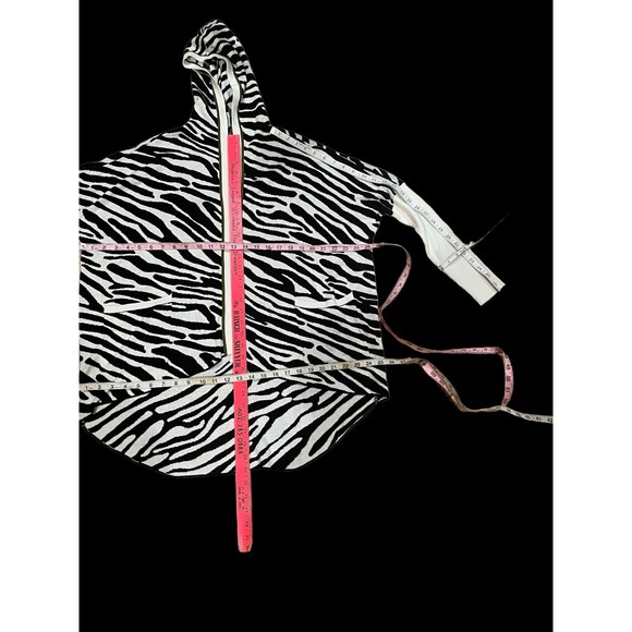 Belldini Sweater Hoodie, Size M - Picture 5 of 7